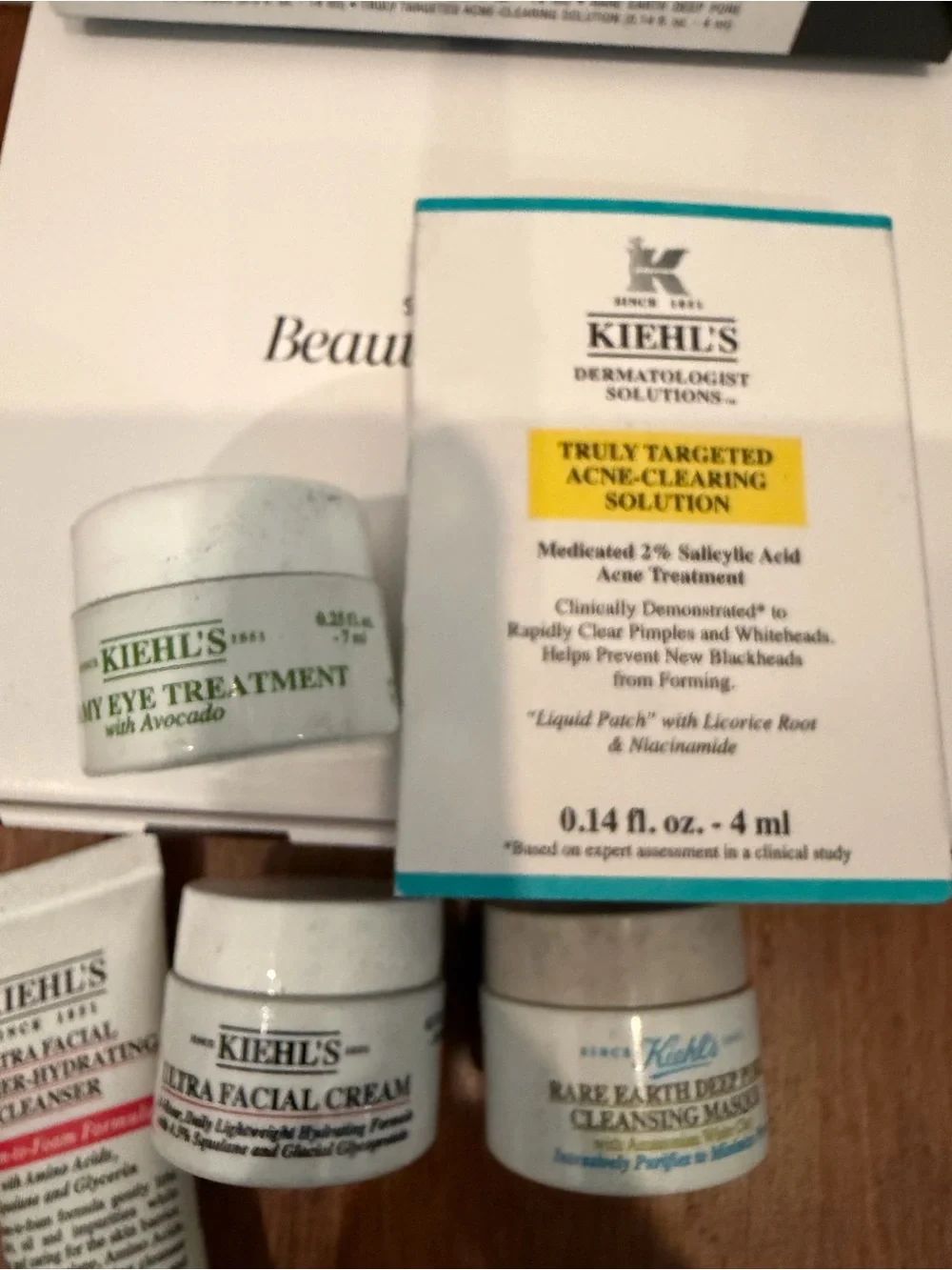 Kiehl's Mini-MVPs Skincare Set — White with Blue and Red Accents